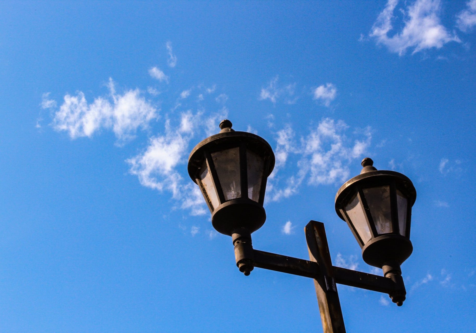 pexels-andrew-doucette-681063